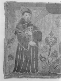 klasztor Benedyktynek - zbiory - antepedium - fragment z haftem, skan 1