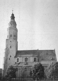 kościół pw. św. Stanisława - elewacja boczna, skan 1