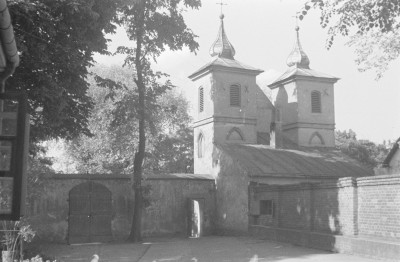 kościół pw. Najświętszej Marii Panny i św. Klary - dzwonnica, skan 1