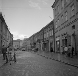 kamienice przy ulicy - elewacje frontowe, skan 1