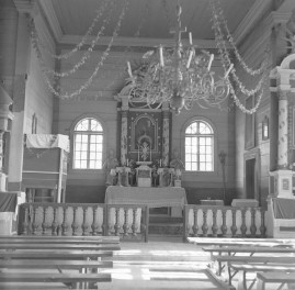 kościół św. Jana Ewangelisty - ołtarz główny, skan 1