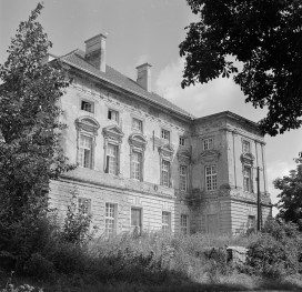 pałac Sanguszków - elewacja boczna, skan 1