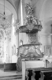 kościół, ob. parafialny pw. Matki Boskiej Bolesnej i Św. Wojciecha - wnętrze: ambona, skan 1