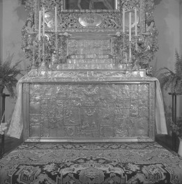 kościół pw. Wniebowzięcia Najświętszej Maryi Panny - wnętrze - Kaplica Maryjna - ołtarz boczny - antependium, skan 1