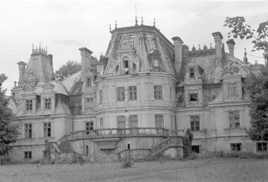 pałac Ogińskich / Sobańskich - elewacja ogrodowa, skan 1