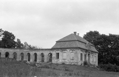 pałac - skrzydło zachodnie, skan 1