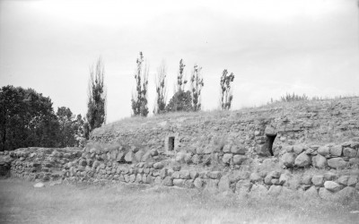 Fragment murów miejskich. , skan 1