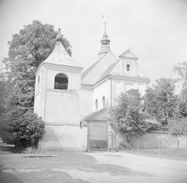 kościół pw. św. Onufrego - widok od frontu, skan 1
