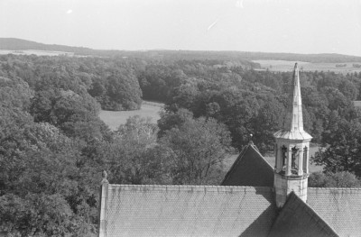 opactwo Cystersów - panorama parku krajobrazowego - widok z wiezy kościelnej, skan 1