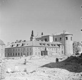 klasztor, kościół pw. św. Franciszka - elewacja północno-zachodnia, skan 1