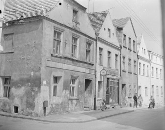 kamienice - elewacja frontowa, szczyt, skan 1