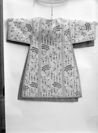 Kościół pw. Wniebowzięcia NMP i Świętego Józefa - dalmatyka biała, 1760-70 rok, Francja, skan 1