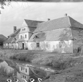 dawny szpital - elewacja zachodnia, skan 1