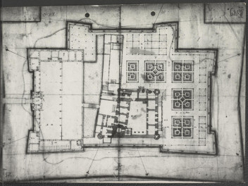 czarno - biała fotografia przedstawiająca plan nierozpoznanego pałacu w układzie bastionowym (styl "palazzo in fortezza") wraz z założeniem ogrodowym. Fotografia wykonana w Pracowni Fotomikrofilmowej Archiwum Dokumentacji Mechanicznej, skan 2
