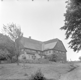 dom - widok ogólny, skan 1