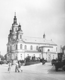 kościół parafialny pw. św. Lamberta - elewacja południowo-zachodnia, skan 1