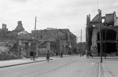 stare miasto - ruiny zabudowy, skan 1