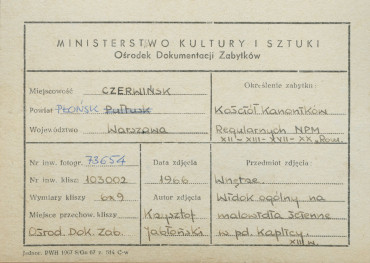 Zespół opactwa - kościół, kaplica św. Krzyża, widok ogólny - metryczka, skan 1