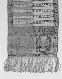 Muzeum Narodowe - od. Muzeum Sztuk Użytkowych - zbiory - pas półlity czterostronny - Kobyłka /1781 - 1784 rok/ - głowa i wciąża /fragment/ - awers, skan 1
