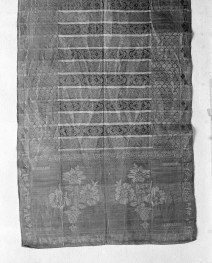 Zamek Królewski - zbiory - pas lity dwustronny - Słuck / 1807 rok/ - głowa i wciąża /fragment/ - awers, skan 1