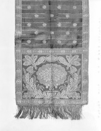 Muzeum Diecezjalne - zbiory - pas lity jednostronny - Lyon /1785 - 1792 rok/ -  głowa i wciąża /fragment/ - awers, skan 1