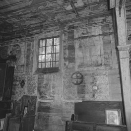 kaplica pw. Nawiedzenia i Zwiastowania Najświętszej Marii Panny - wnętrze - prezbiterium - ściana południowa - polichromia - fragment, skan 1