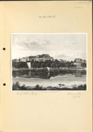 czarno - biała fotografia przedstawiająca zamek wzniesiony nad Odrą w Siedlisku (Schloss Carolath), reprodukcja z ryciny Alexandra Dunckera; dopisek: "Zamek wewn., Siedlisko, Duncker 1850", skan 1
