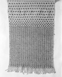 Muzeum Narodowe - zbiory - pas wełniany jednostronny - /XVIII wiek/ - głowa i wciąża /fragment/ - awers, skan 1