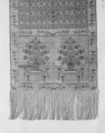 Muzeum Narodowe - zbiory - pas lity czterostronny - Lyon /1785 - 1792 rok/ - głowa i wciąża /fragment/ - awers, skan 1