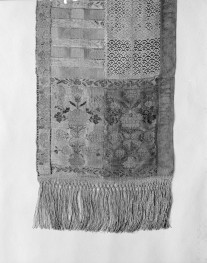 Muzeum Narodowe - zbiory - pas lity czterostronny - Korzec /Franciszek Selimand 1791 rok/ - głowa i wciąża /fragment/ - awers, skan 1