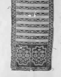 Muzeum Narodowe - zbiory - pas lity dwustronny - Słuck /Jan Madżarski 1767 - 1780 rok/ - głowa i wciąża /fragment/ - awers, skan 1