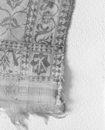 Muzeum Narodowe - zbiory - pas jedwabny dwustronny - Rosja lub Turcja /XVIII wiek/ - głowa i wciąża /fragment/ - sygnatura, skan 1