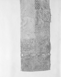 Muzeum Narodowe - zbiory - pas jedwabny czterostronny - Lipków /Paschalis Jakubowicz 1791 - 1794 rok/ - głowa i wciąża /fragment/ - awers, skan 1