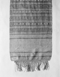Muzeum Narodowe - zbiory - pas jedwabny dwustronny - Moskwa /Grigorij Kiriakow XVIII wiek/ - głowa i wciąża /fragment/ - awers, skan 1