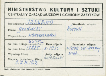 Kościół parafialny - widok ogólny od strony wsch. - metryczka, skan 1