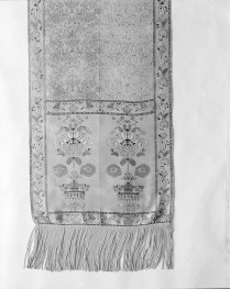 Muzeum Narodowe - zbiory - pas jedwabny dwustronny - Kraków /Daniel Chmielewski 1796 rok/ - głowa i wciąża /fragment/ - awers, skan 1