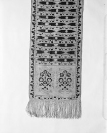 Muzeum Narodowe - zbiory - pas lity dwustronny - Lyon /1785 - 1792 rok/ - głowa i wciąża /fragment/ - awers, skan 1
