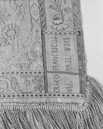 Muzeum Narodowe - zbiory - pas lity dwustronny - Kraków /Franciszek Masłowski 1781 - 1806 rok/ - głowa i wciąża /fragment/ - sygnatura, skan 1