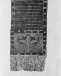 Muzeum Narodowe - zbiory - pas lity dwustronny - Lyon /1785 - 1792 rok/ - głowa i wciąża /fragment/ - awers, skan 1