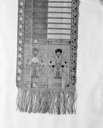 Muzeum Narodowe - zbiory - pas półlity czterostronny - Słuck /Jan Madżarski 1767 - 1780 rok/ - głowa i wciąża /fragment/ - awers, skan 1