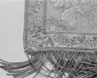 Muzeum Narodowe - zbiory - pas lity dwustronny - Grodno /1768 - 1780 rok/ - głowa i wciąża /fragment/ - sygnatura, skan 1
