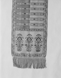 Muzeum Narodowe - zbiory - pas jedwabny czterostronny - Lyon /1785 - 1792 rok/ - głowa i wciąża /fragment/ - awers, skan 1