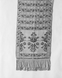 Muzeum Narodowe - zbiory - pas jedwabny czterostronny - Kraków /Franciszek Masłowski 1781 - 1806 rok/ - głowa i wciąża /fragment/ - awers, skan 1