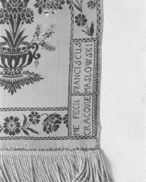Muzeum Narodowe - zbiory - pas jedwabny czterostronny - Kraków /Franciszek Masłowski 1781 - 1806 rok/ - głowa i wciąża /fragment/ - sygnatura, skan 1