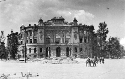 Gmach Główny Politechniki Warszawskiej - elewacja frontowa, skan 1
