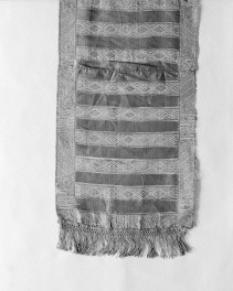 Muzeum Narodowe - zbiory - pas lity dwustronny - Lyon /1785 - 1792 rok/ - głowa i wciąża /fragment/ - awers, skan 1